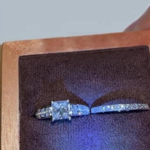 Jorrio handmade princess cut 2 pcs diamond sterling silver bridal wedding ring set