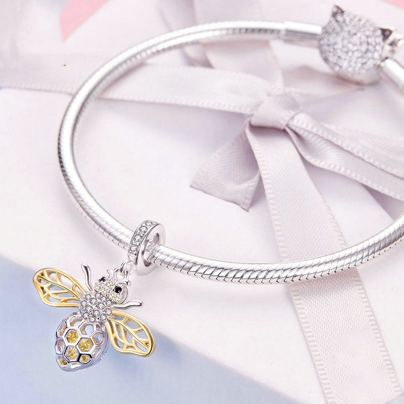 Jorrio Fashion Cute Bee Animal Sterling Silver Charm