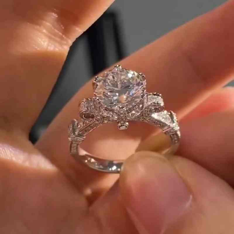 Jorrio handmade 2ct round cut sterling silver moissanite engagement ring