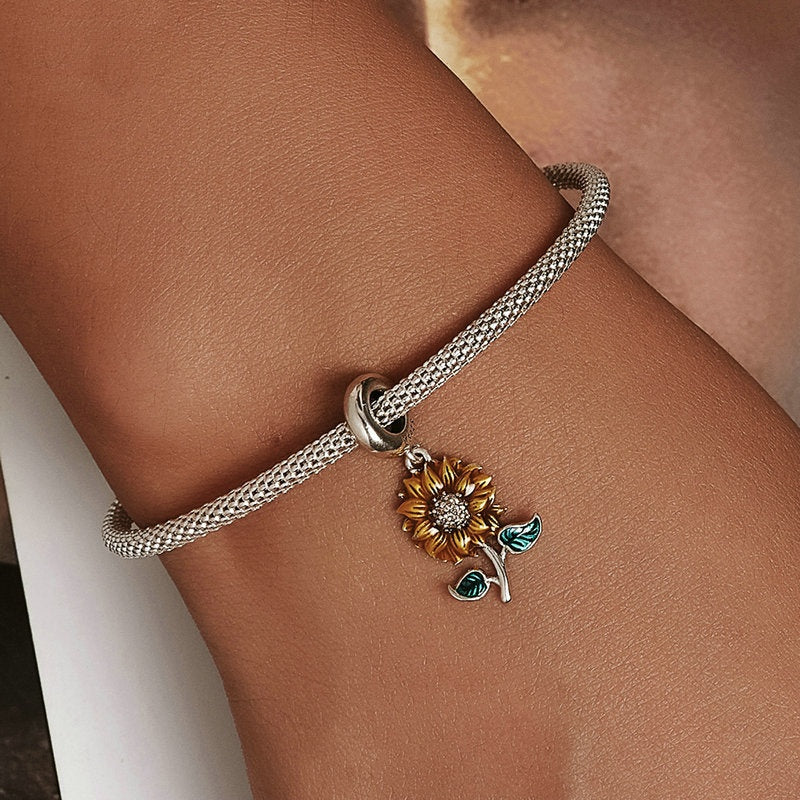 Jorrio Sparkling Fashion Sunflower Sterling Silver Charm
