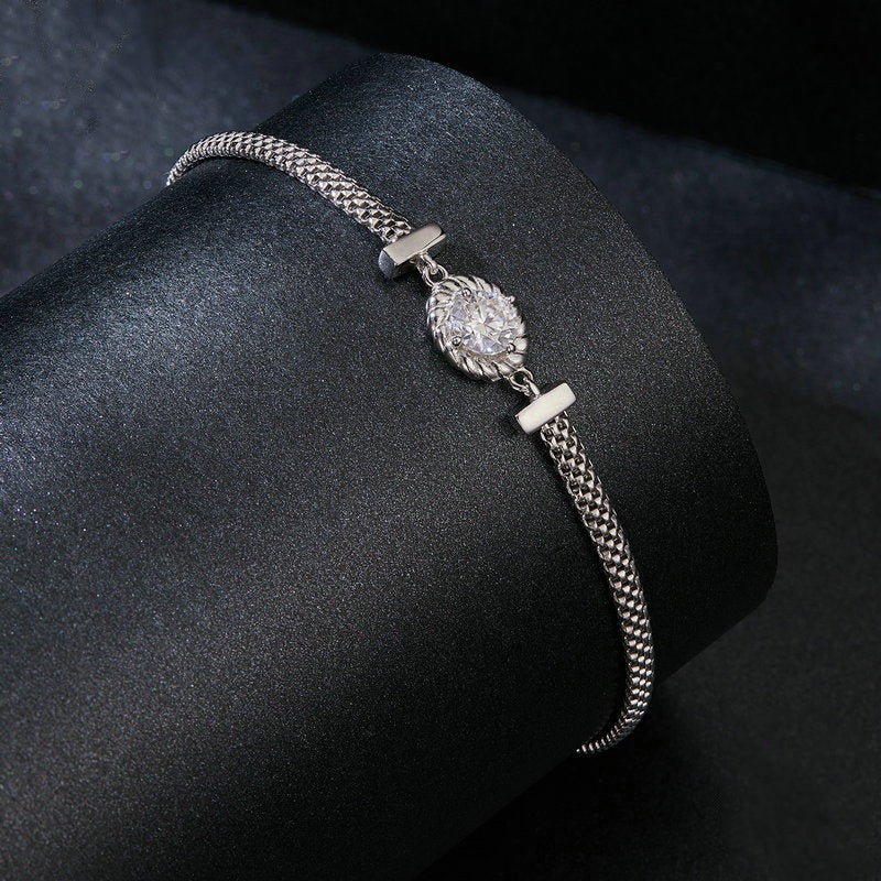 Jorrio Round Cut Moissanite Braided Sterling Silver Bracelet