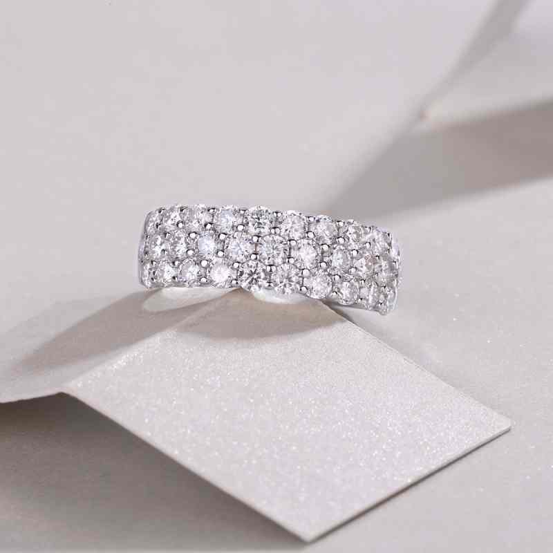 Jorrio handmade round cut Moissanite sterling silver wedding women's band